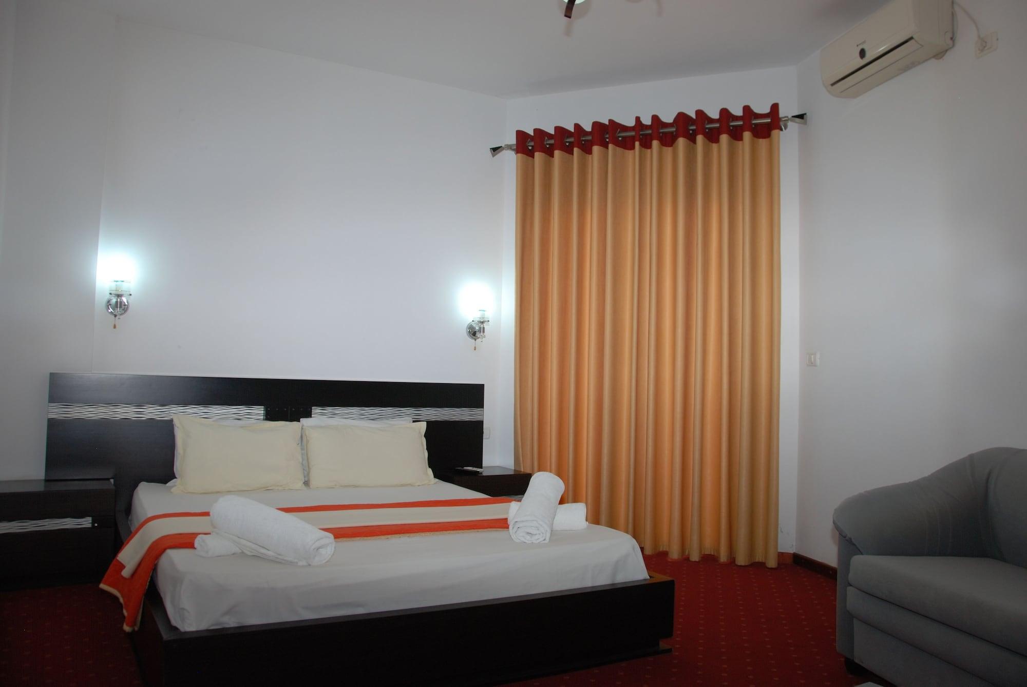 Hotel Strora Sarandë Eksteriør bilde