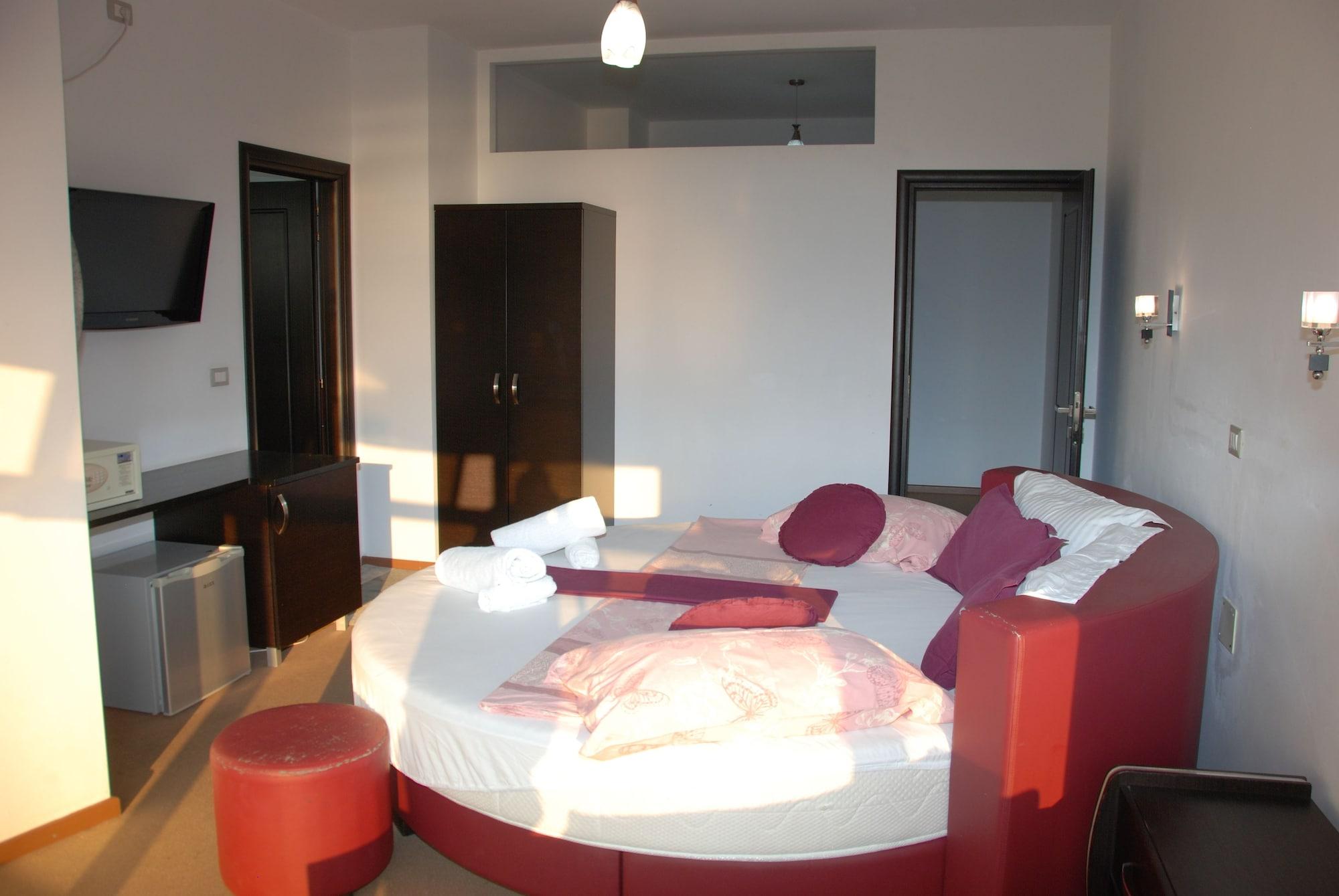 Hotel Strora Sarandë Eksteriør bilde
