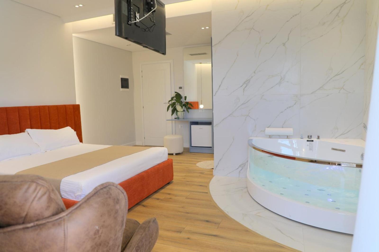 Hotel Strora Sarandë Eksteriør bilde