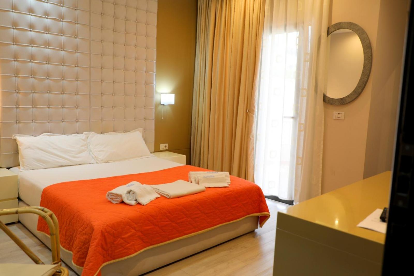 Hotel Strora Sarandë Eksteriør bilde