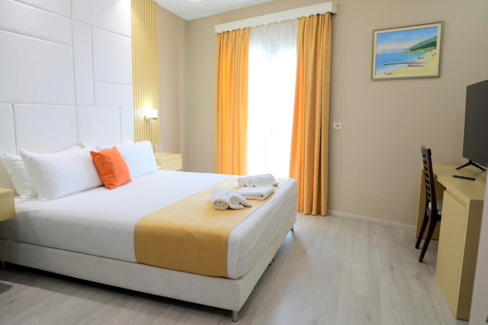 Hotel Strora Sarandë Eksteriør bilde