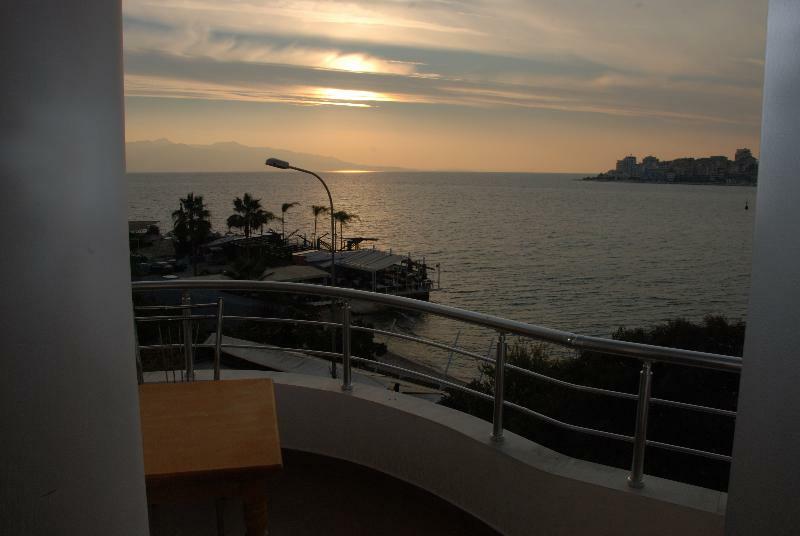 Hotel Strora Sarandë Eksteriør bilde